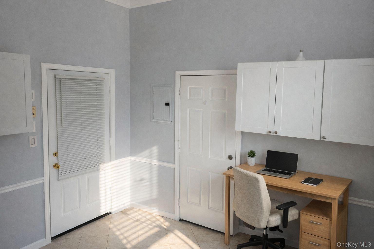 1 W Sunrise Highway, Freeport, NY 11520