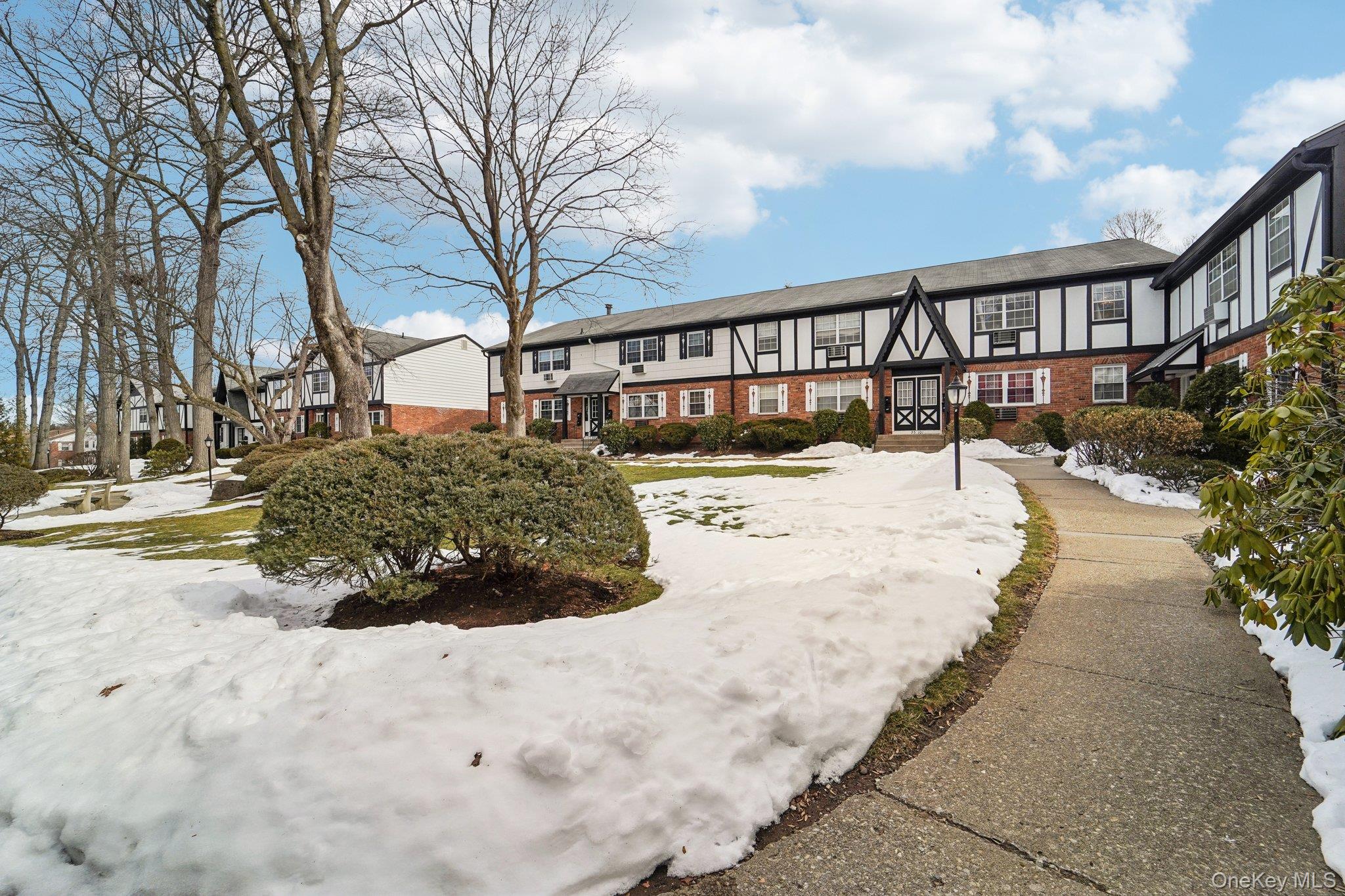 101 Parkside, Suffern, NY 10901