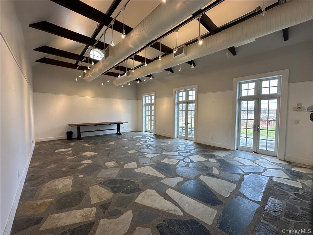 23 White Oak Drive, Chester, NY 10918