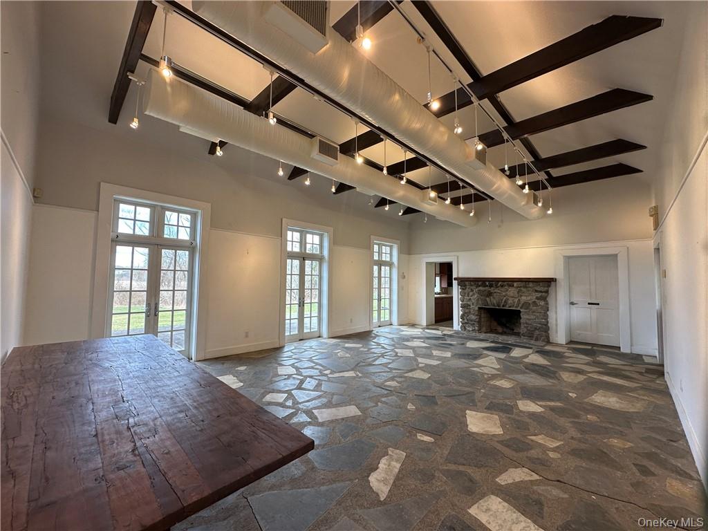 23 White Oak Drive, Chester, NY 10918