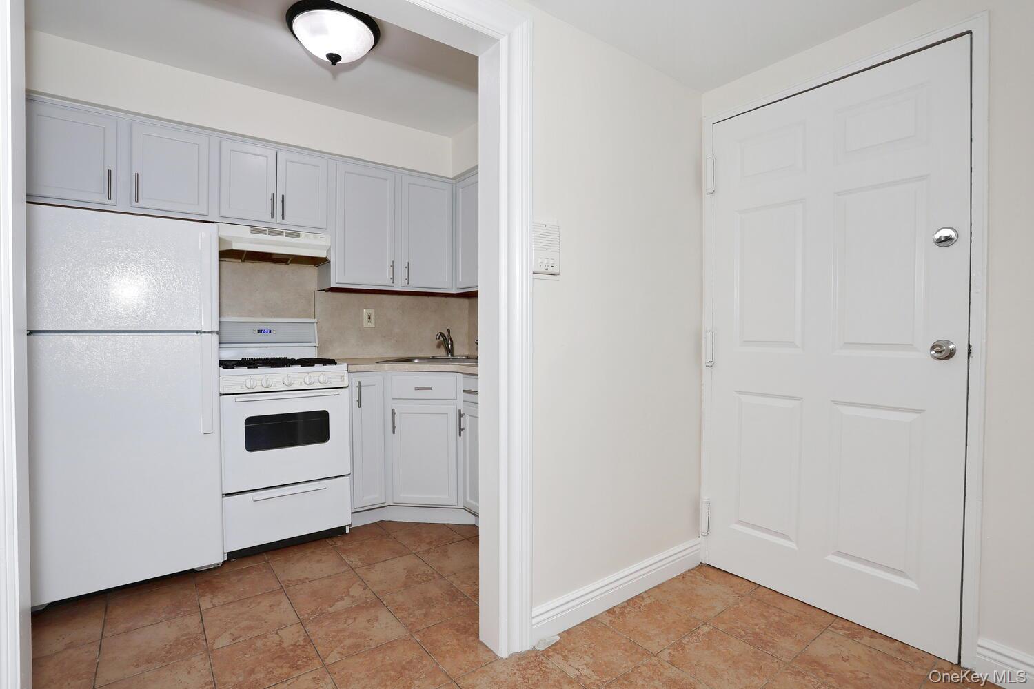 100 Dowd Street # #D8, Haverstraw, NY 10927