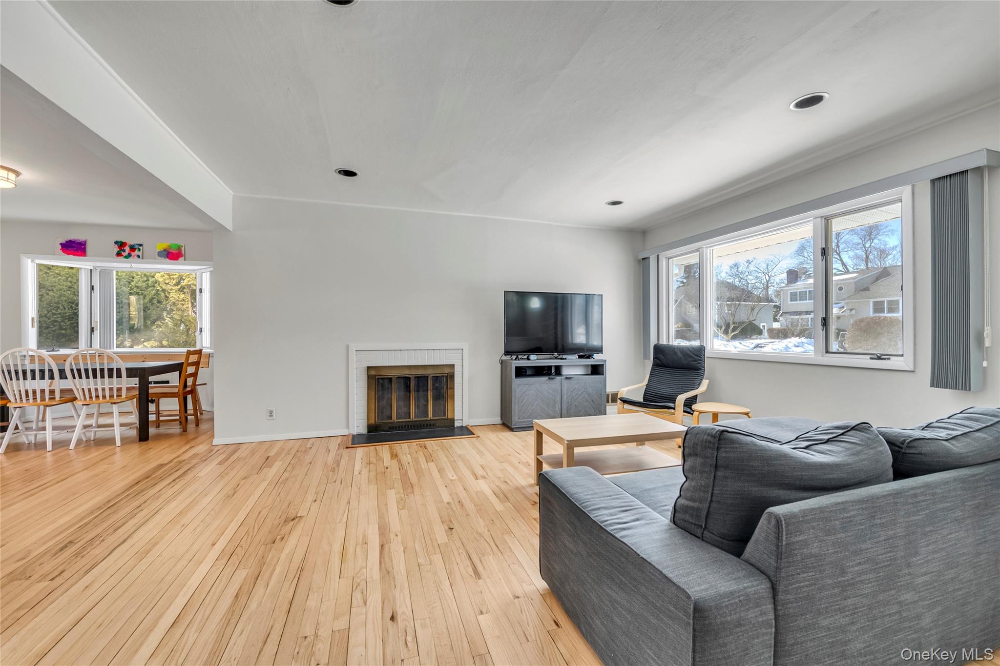 34 Roxbury Road, Port Washington, NY 11050