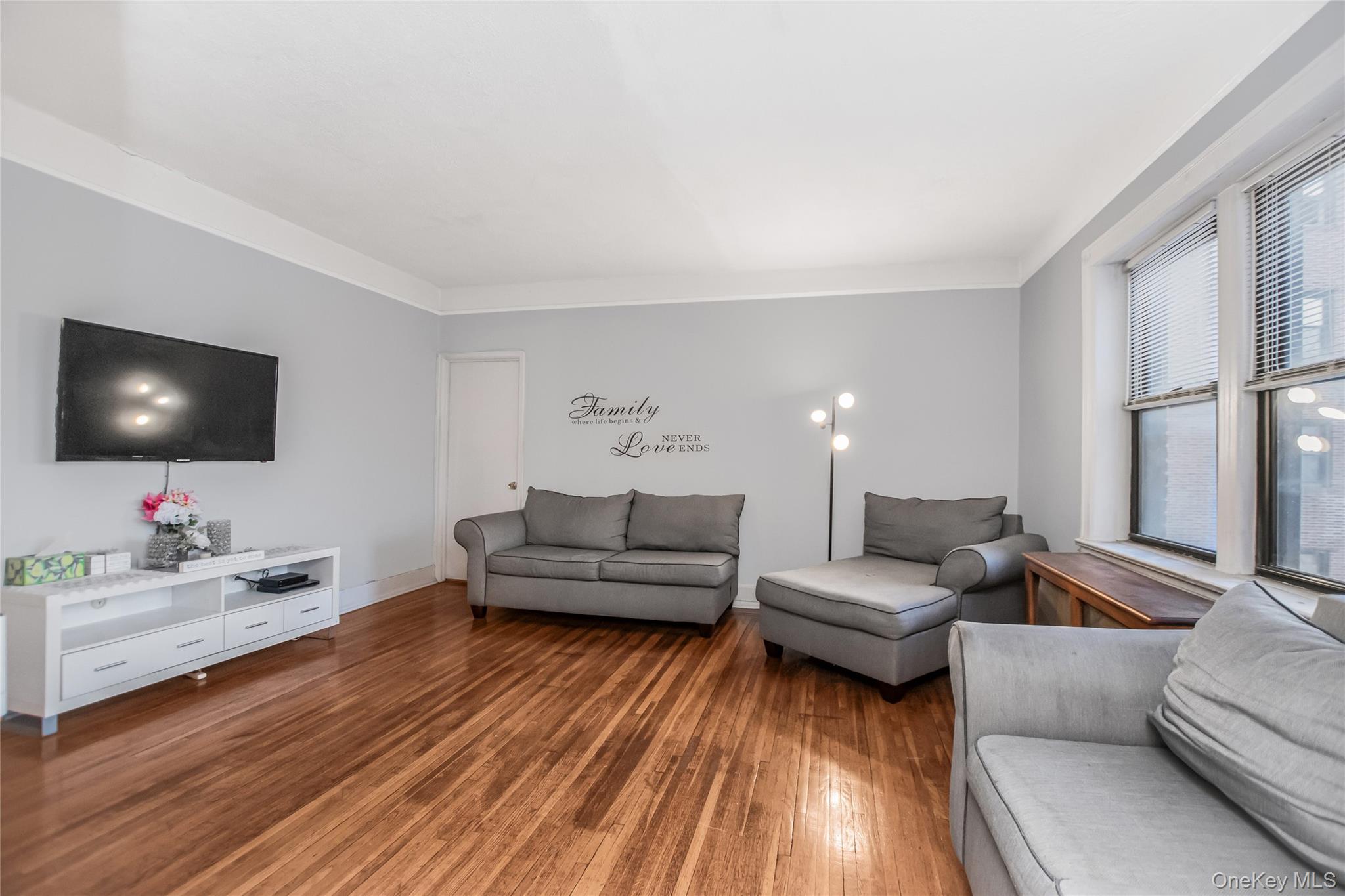 590 E Third Street # 2D, Mount Vernon, NY 10553