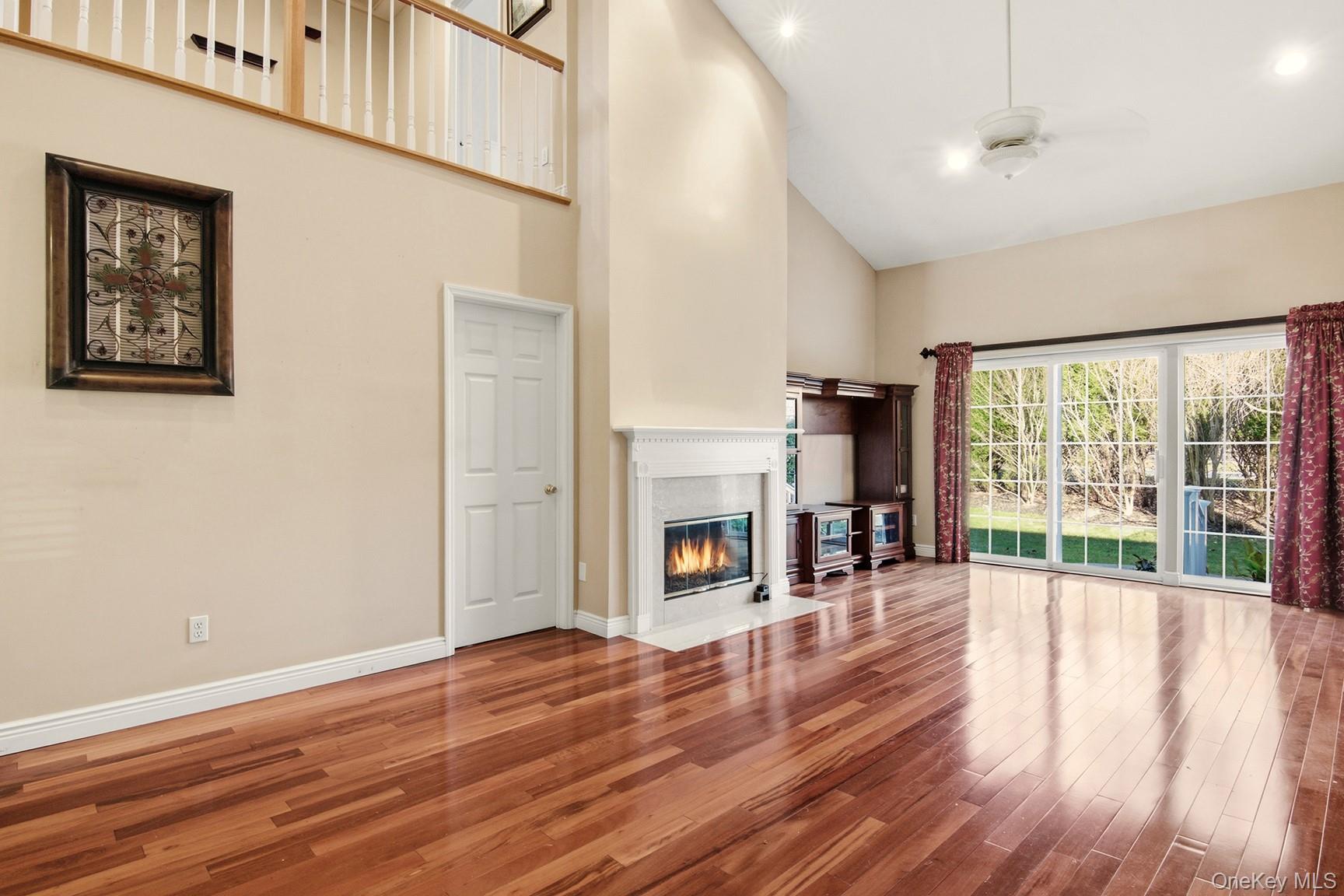 67 Paddington Circle, Smithtown, NY 11787