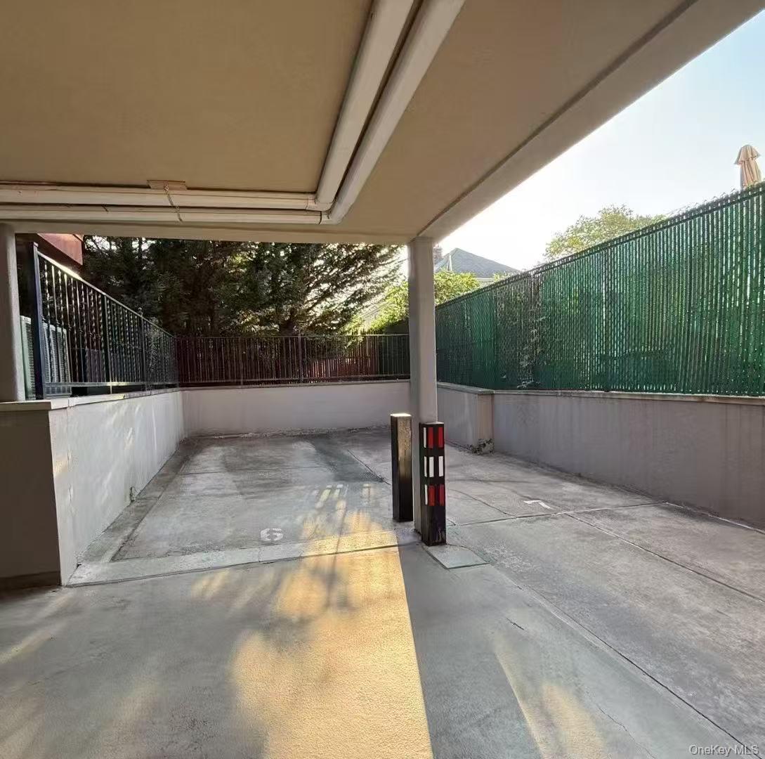 4038 194th Street # 3B, Flushing, NY 11358