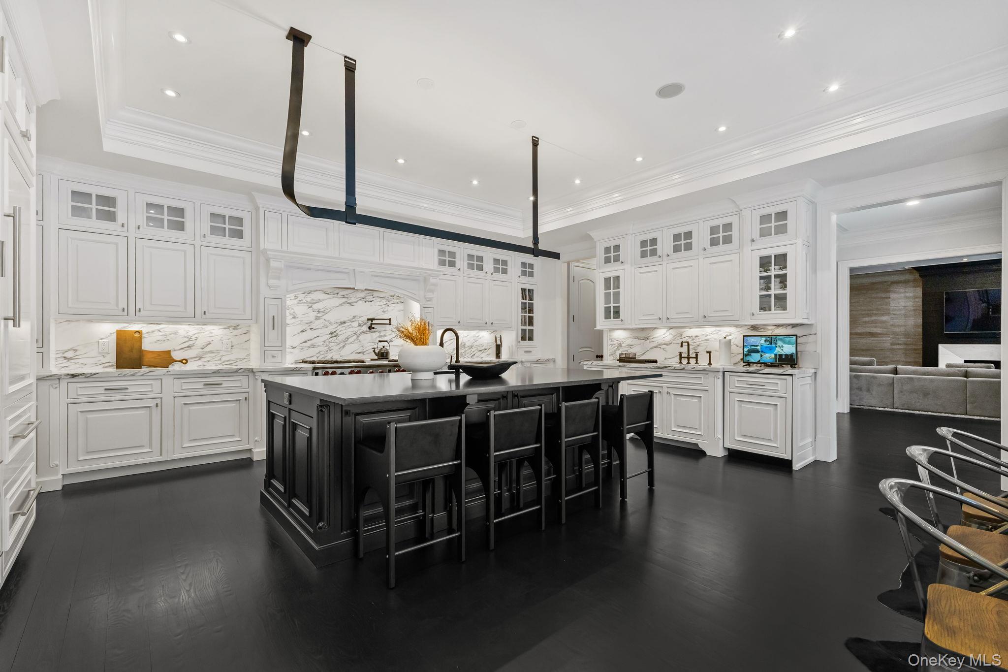 12 Gifford Lake Drive, Armonk, NY 10504