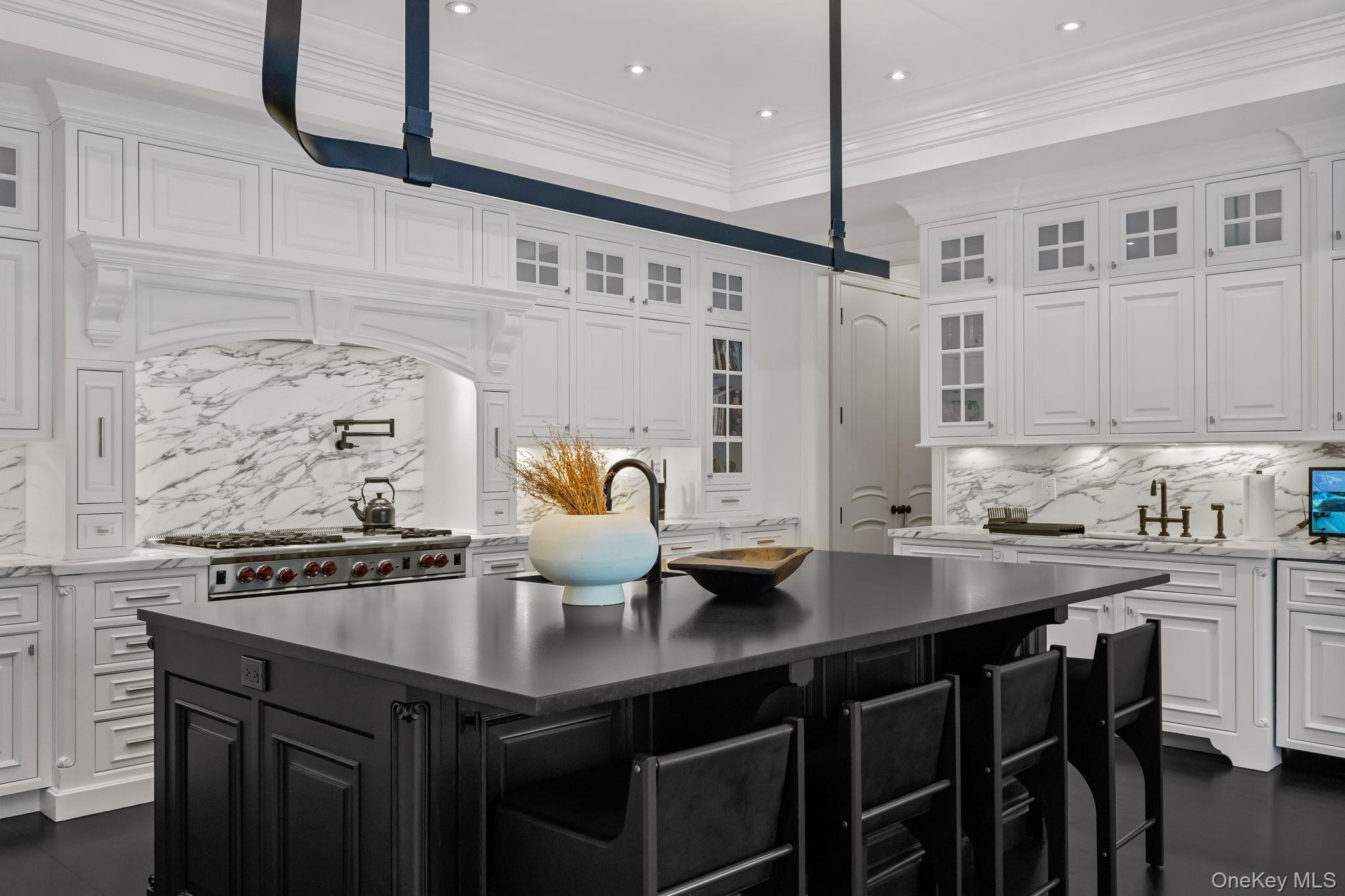 12 Gifford Lake Drive, Armonk, NY 10504