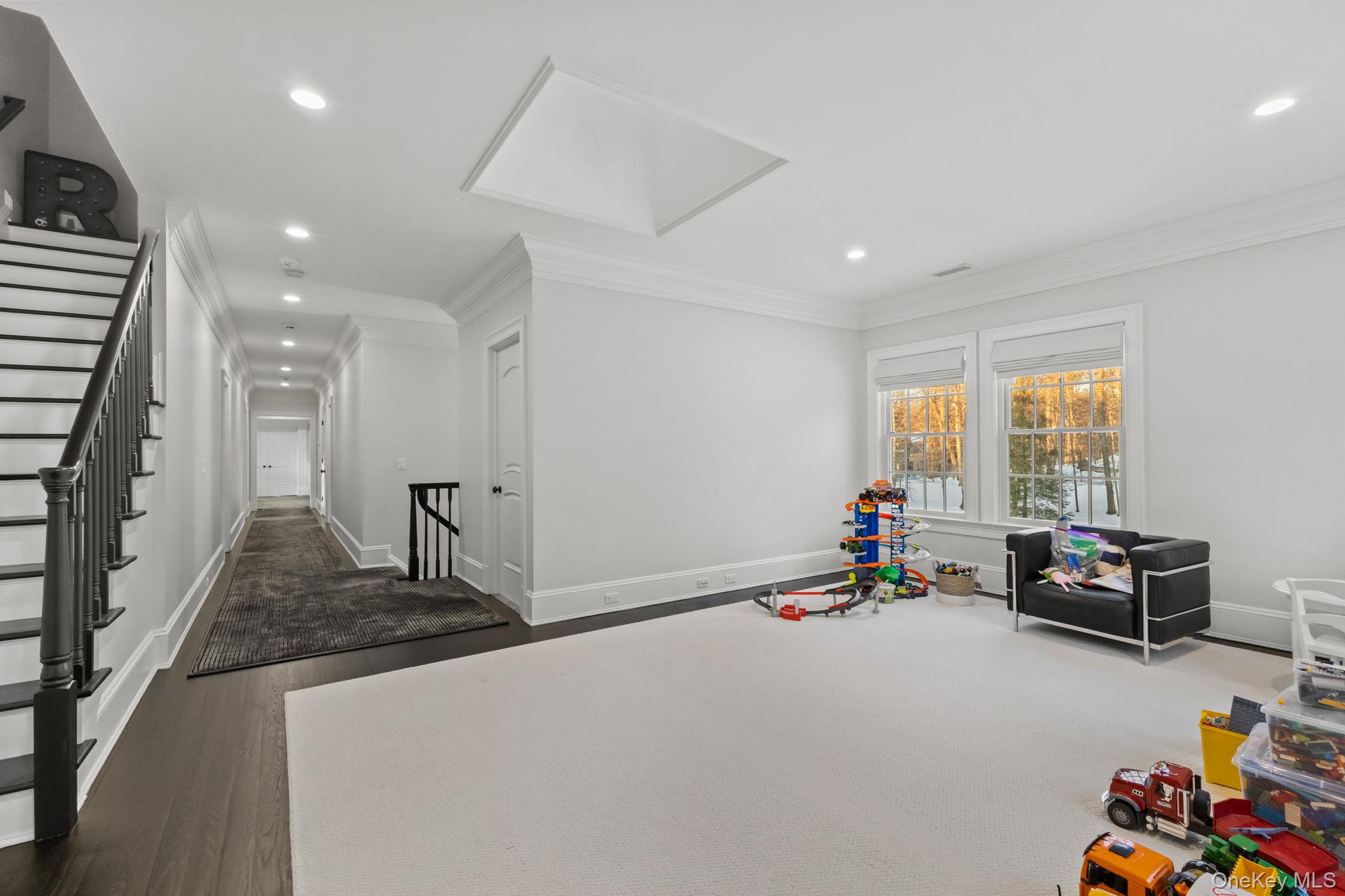 12 Gifford Lake Drive, Armonk, NY 10504