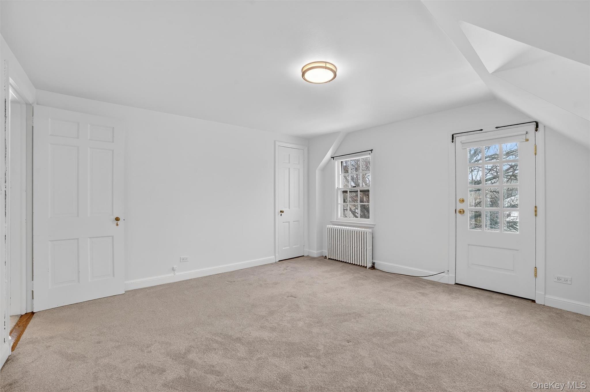 30 Argyle Road, Rye Brook, NY 10573