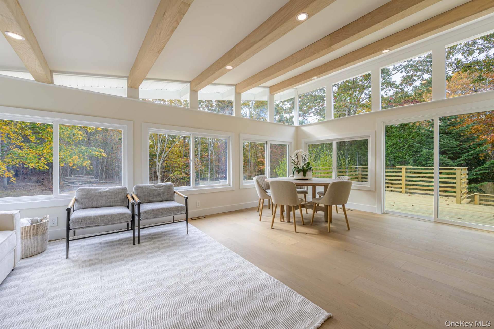 28 Bay Avenue W, Hampton Bays, NY 11946