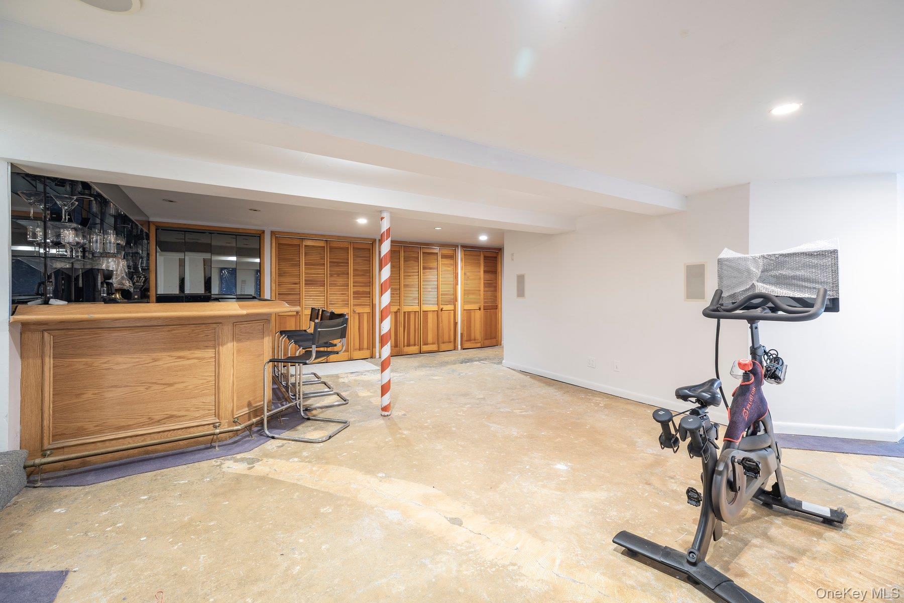 105 Reeve Road, Rockville Centre, NY 11570