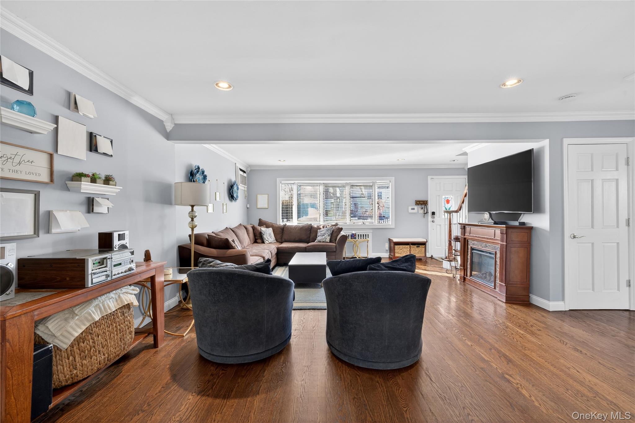 3351 4th Street, Oceanside, NY 11572