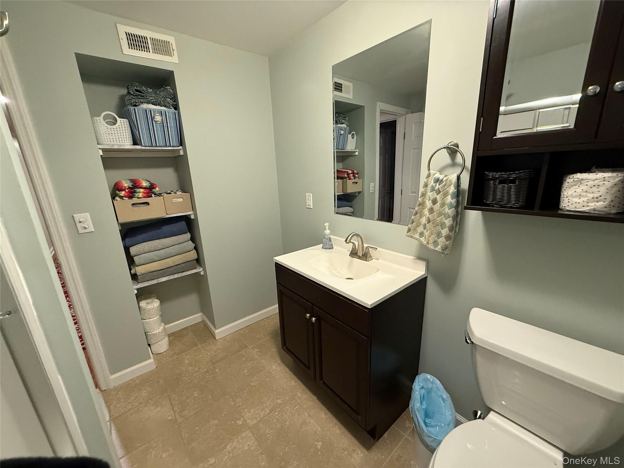 1008 McIntosh Place # 10H, Newburgh, NY 12550