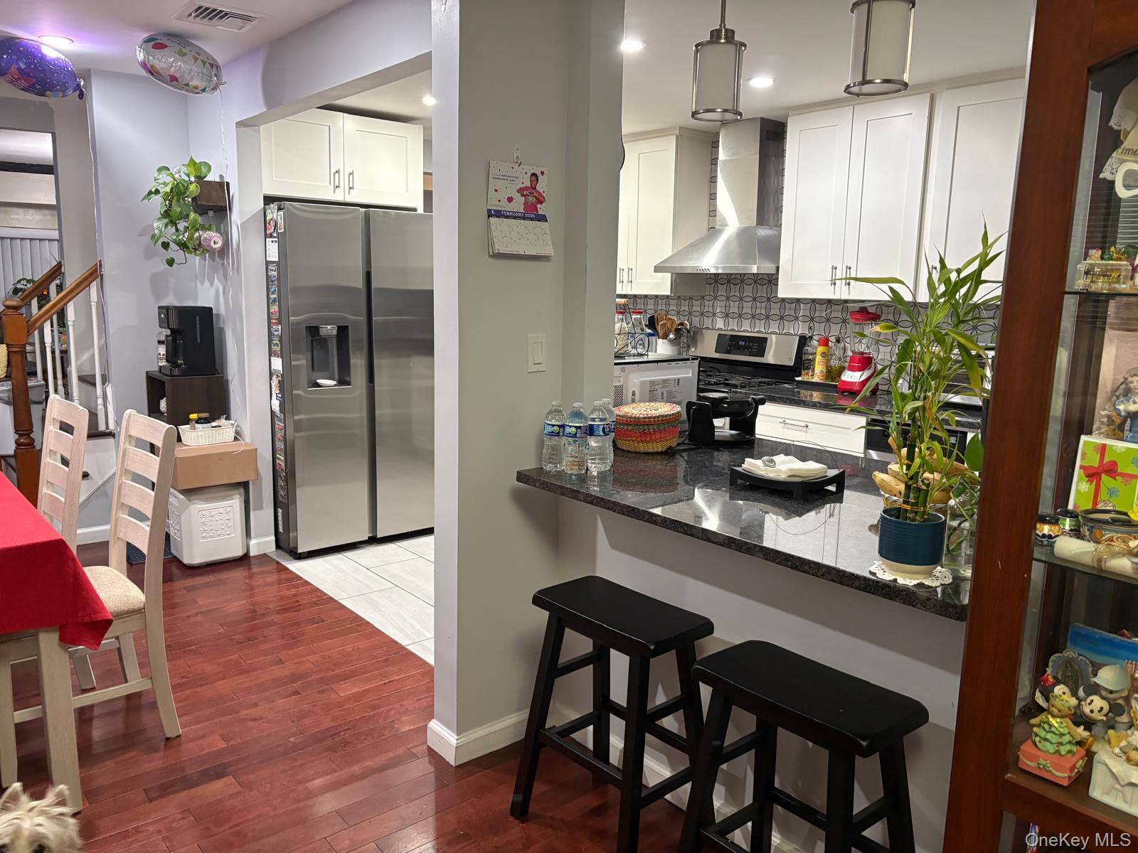 95 Horton Avenue, Valley Stream, NY 11581