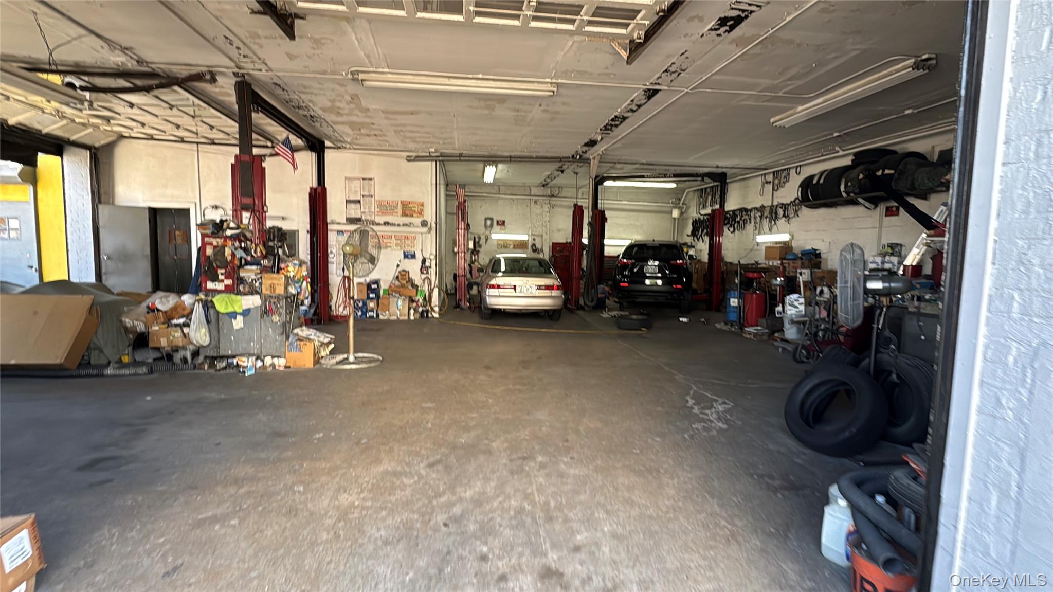 49-04 25th Ave, Astoria, NY 11377