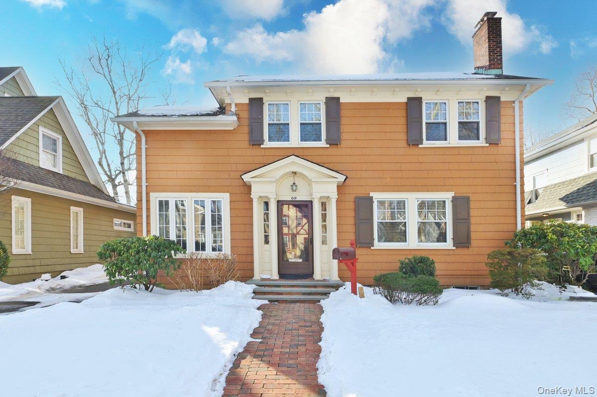 68 Hudson Road, Floral Park, NY 11001