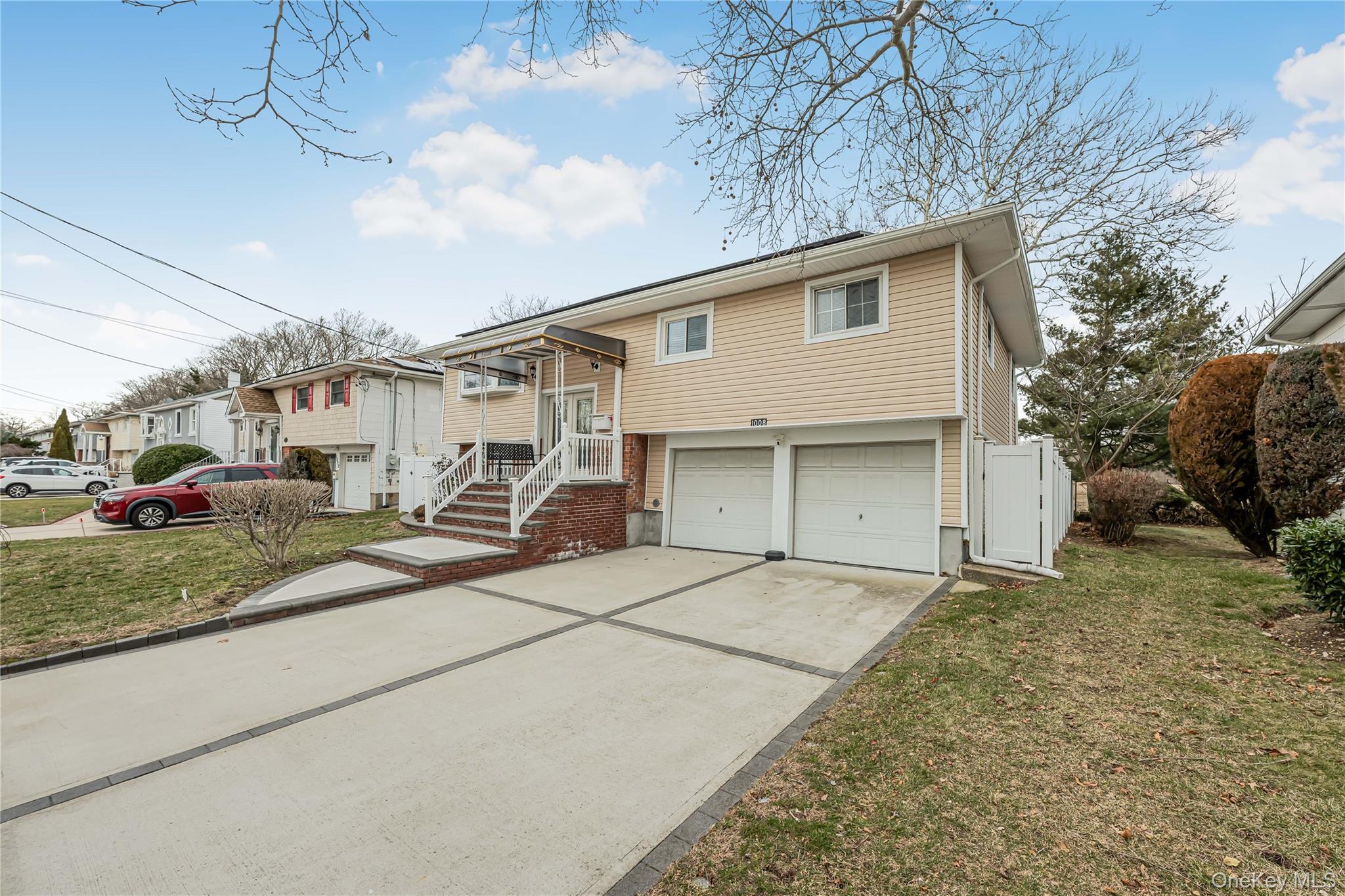 1008 Wood Park Drive, Baldwin, NY 11510