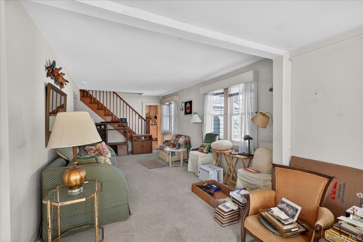 175 Main Avenue, Mastic, NY 11950