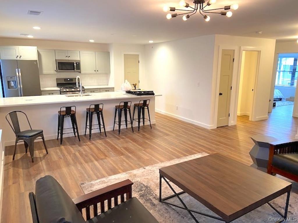 669 SHEAFE Road # 107, Poughkeepsie, NY 12601