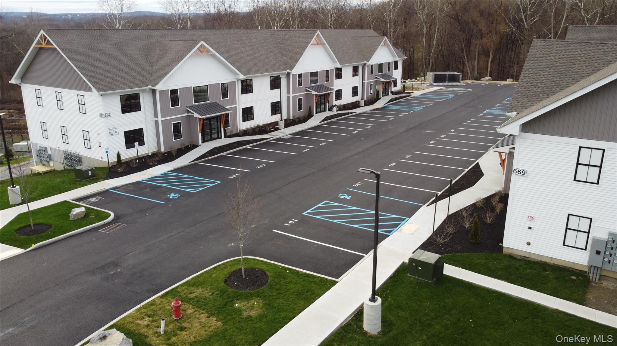 669 SHEAFE Road # 107, Poughkeepsie, NY 12601