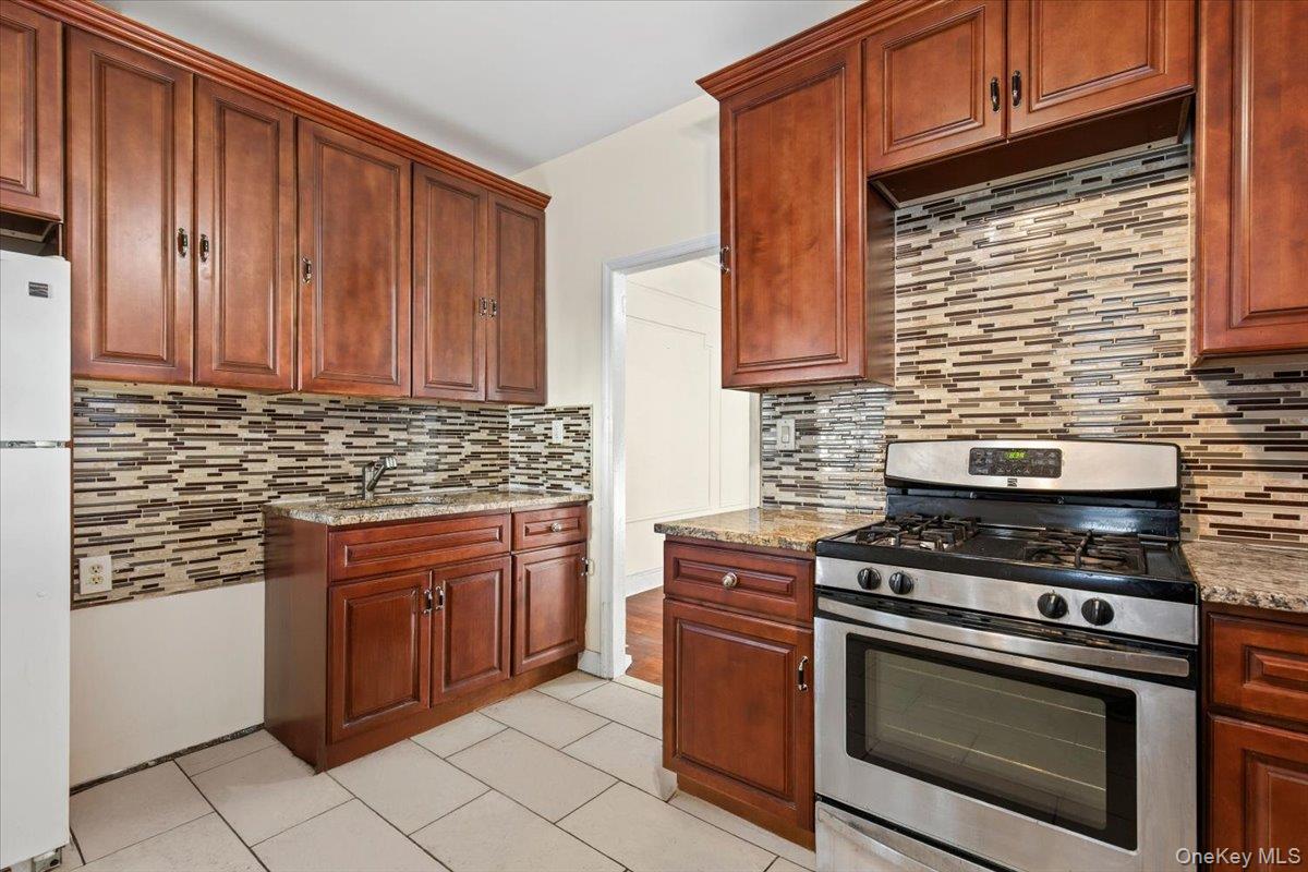 4220 Boyd Avenue, Bronx, NY 10466