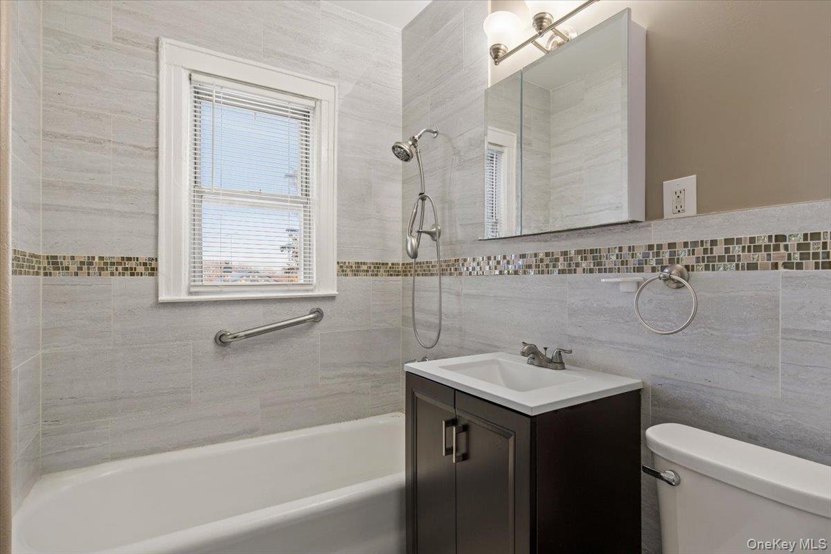 4220 Boyd Avenue, Bronx, NY 10466