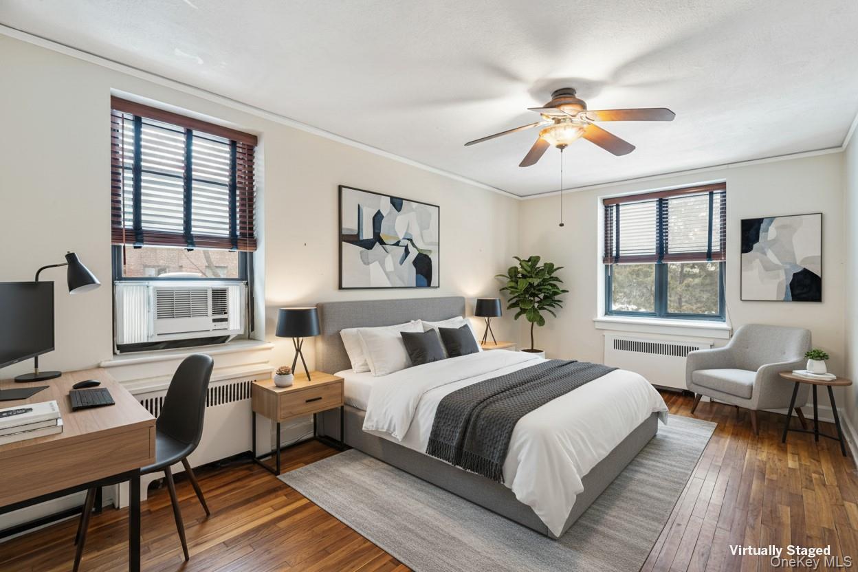 2 Townhouse Place # 2L, Great Neck, NY 11021