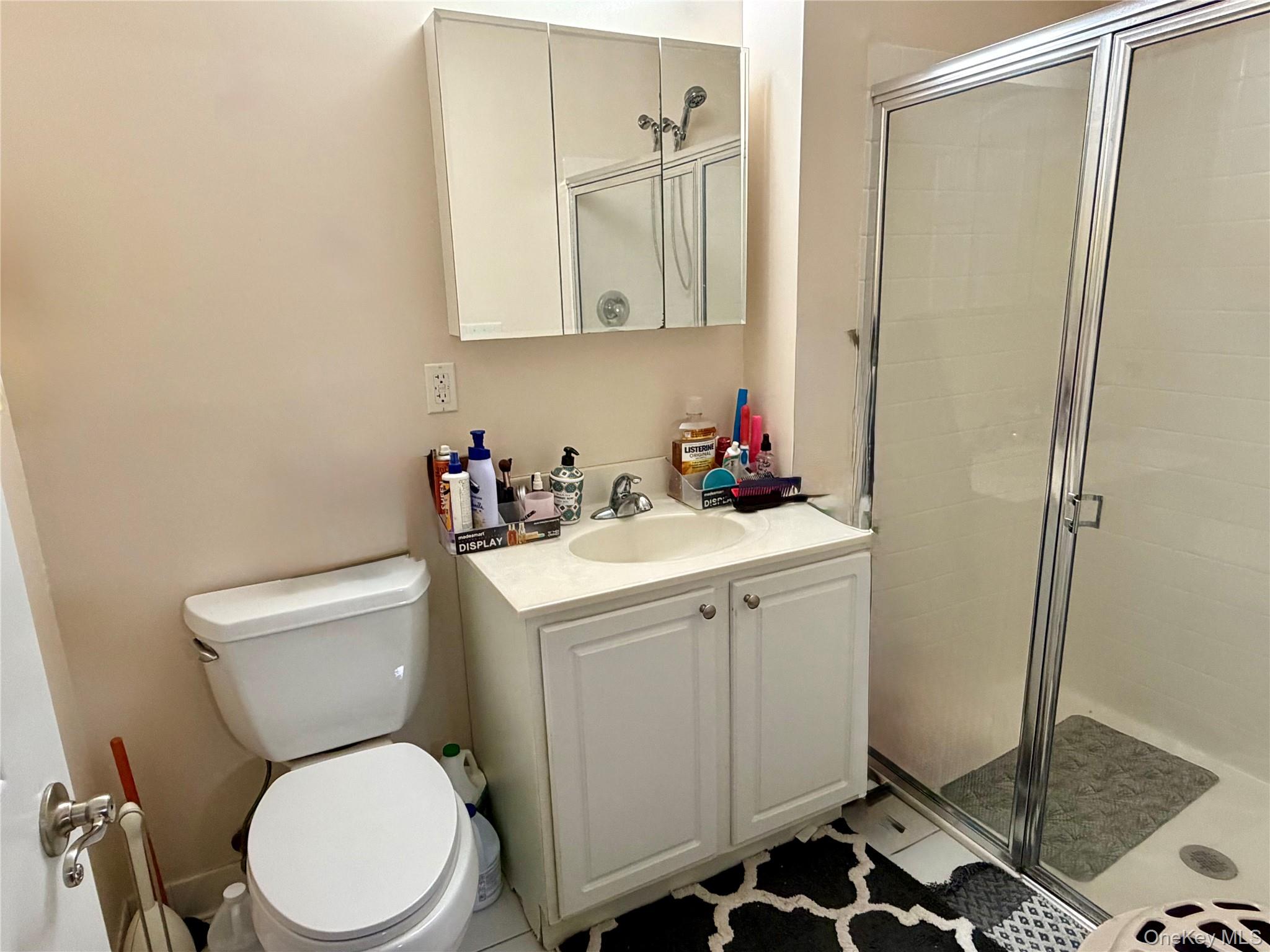 203 Willow Lane, Valley Stream, NY 11580