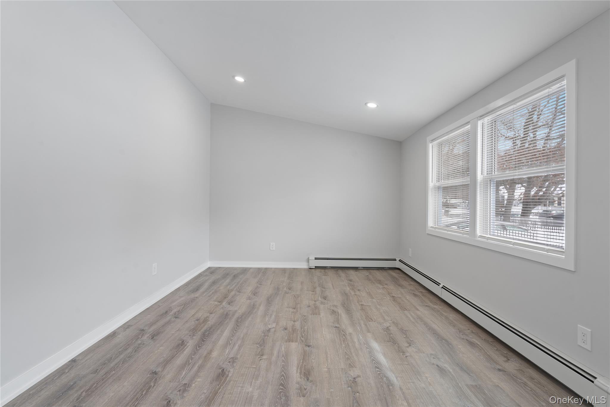 16 Market Street, Mastic Beach, NY 11951