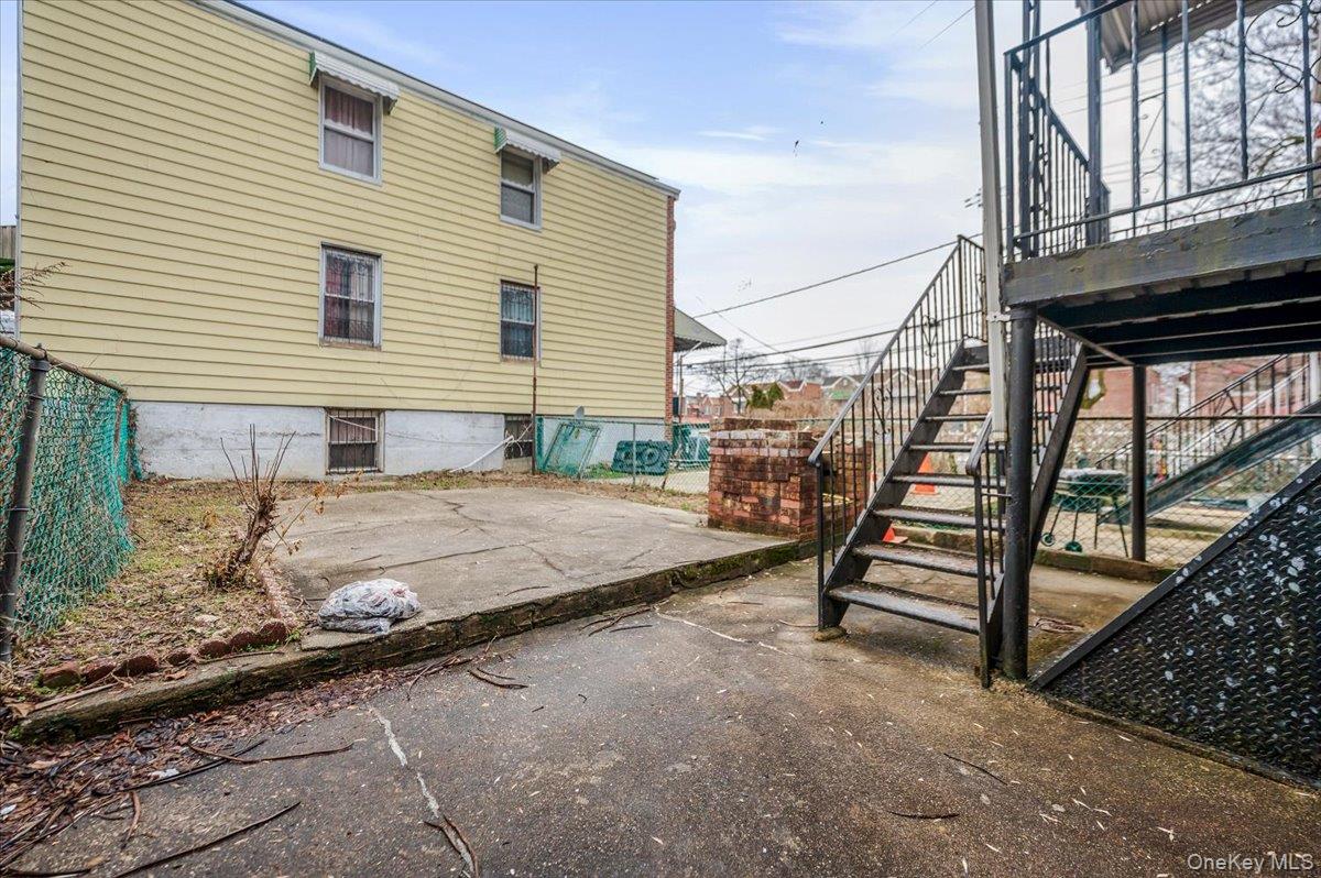 3304 Bouck Avenue, Bronx, NY 10469