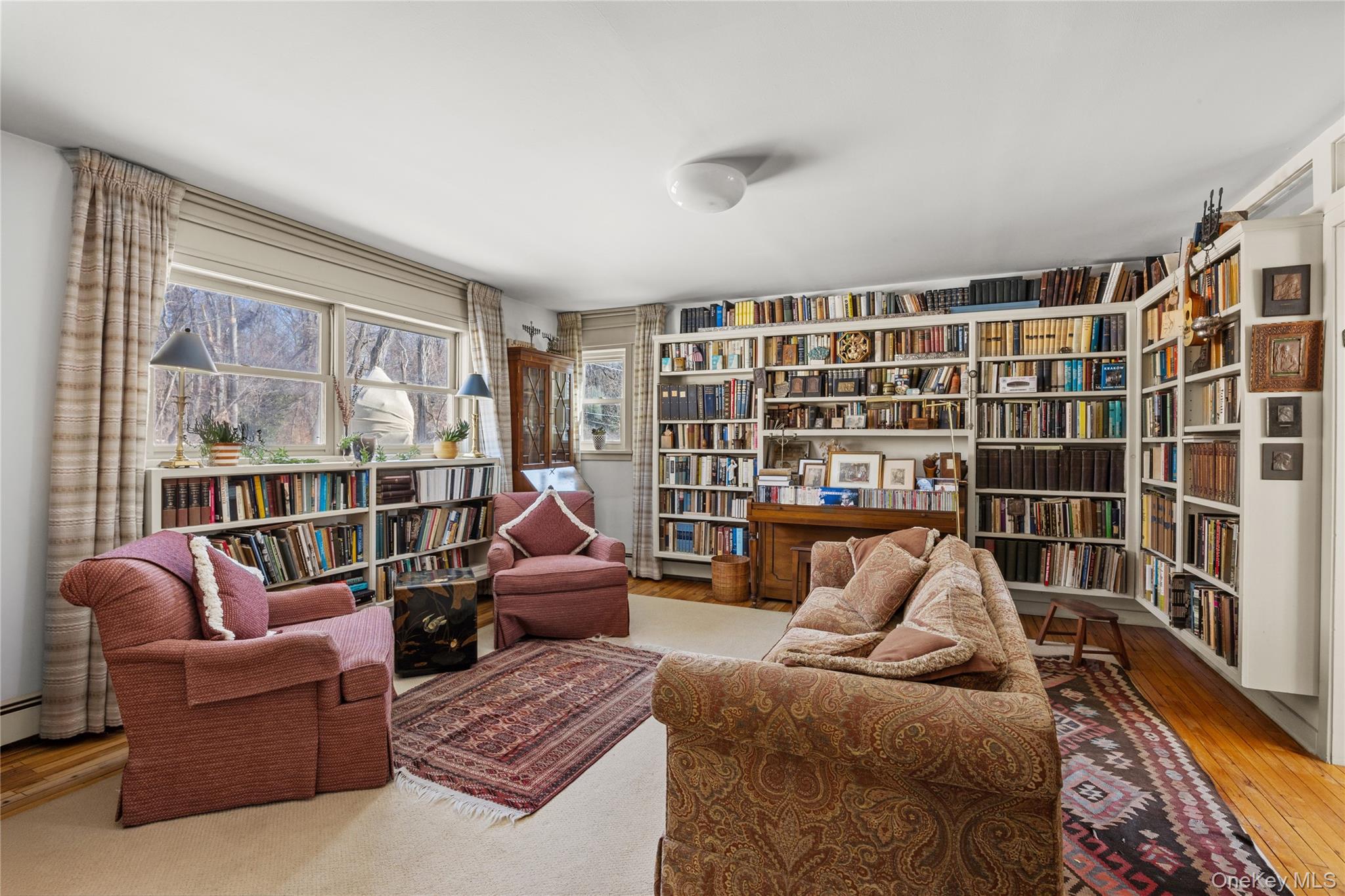 5 Shore Drive, Setauket, NY 11733