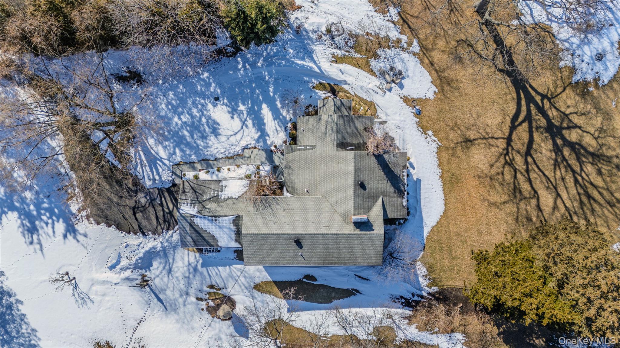 5 Shore Drive, Setauket, NY 11733