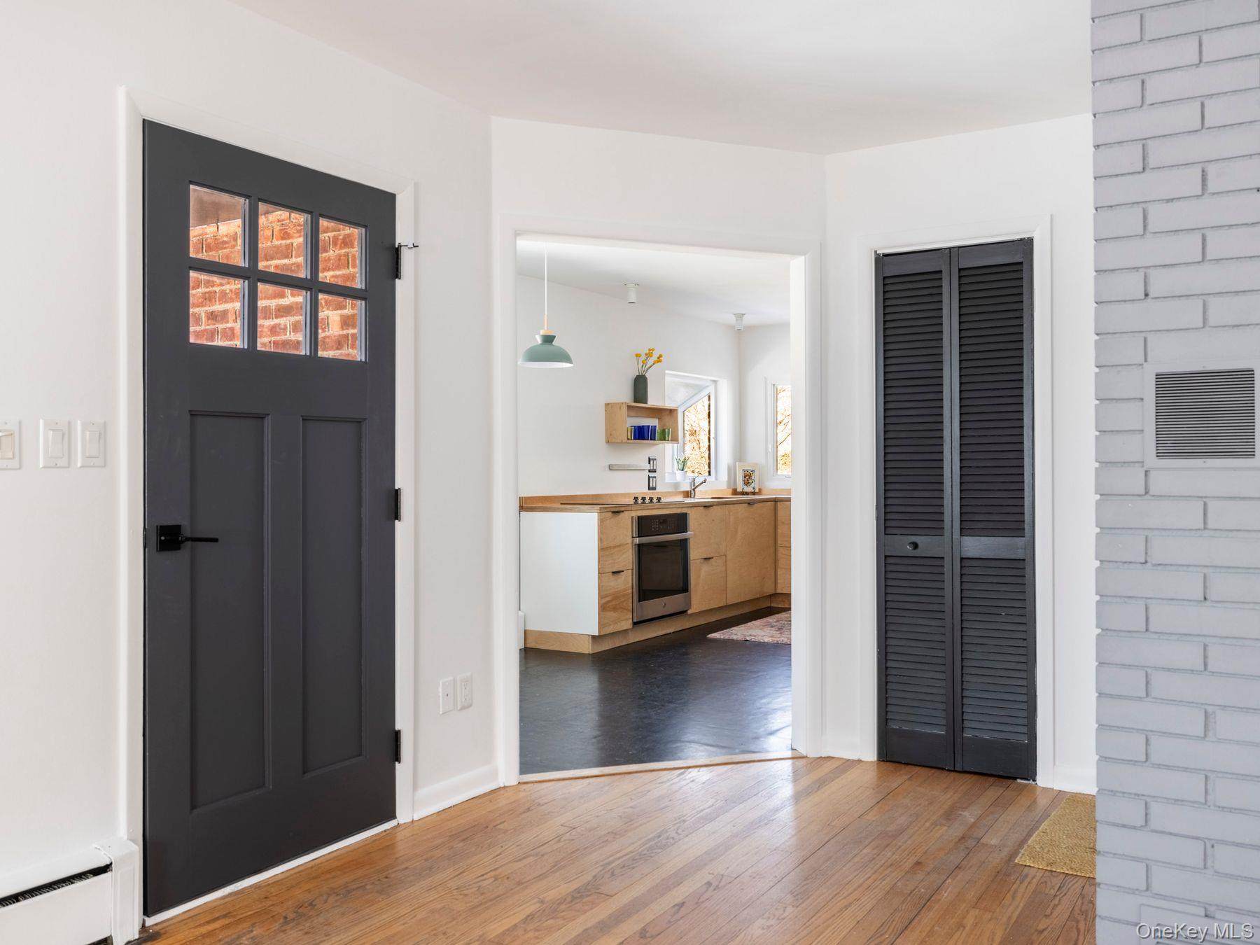 2 Florence Street, Kingston, NY 12401