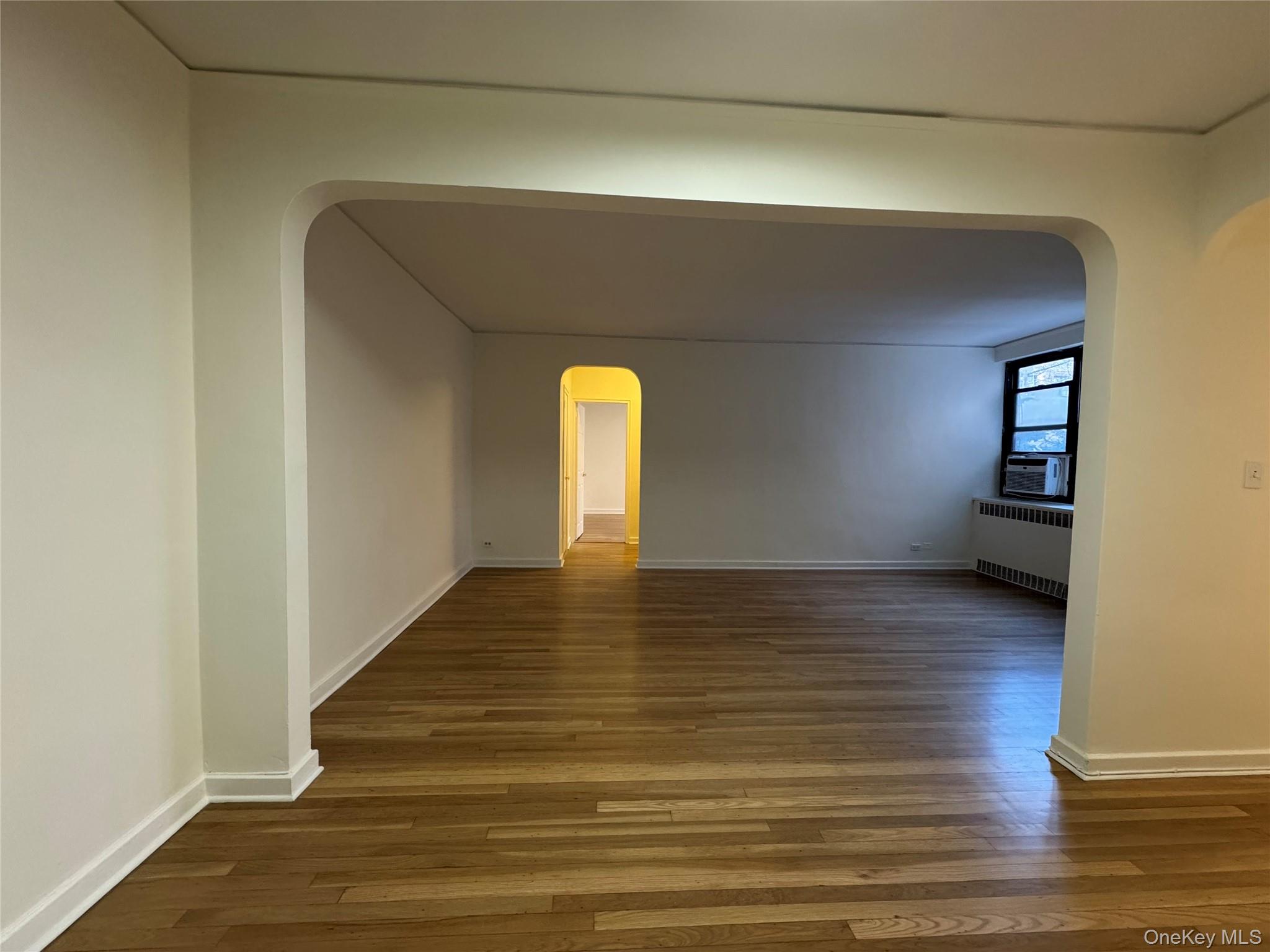 6735 Yellowstone Boulevard # 3R, Forest Hills, NY 11375