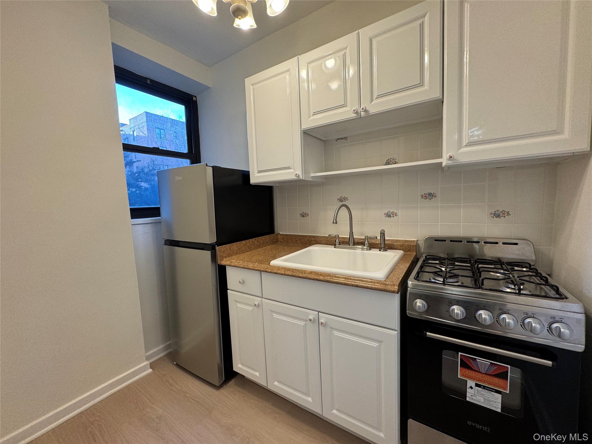 6735 Yellowstone Boulevard # 3R, Forest Hills, NY 11375