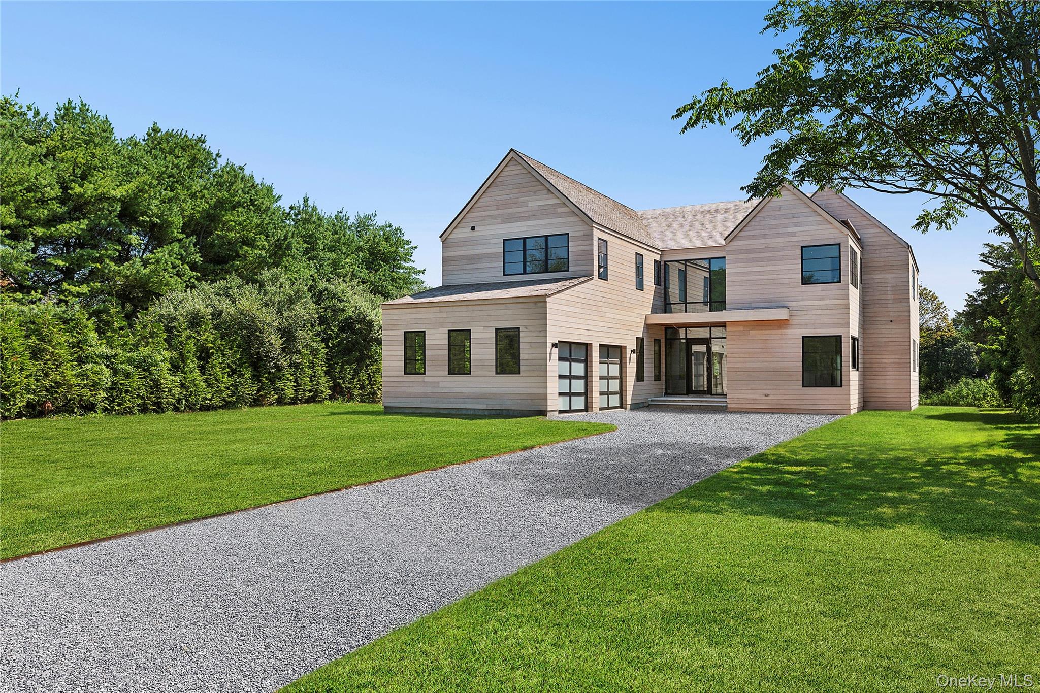 50 Tuckahoe Lane, Southampton, NY 11968