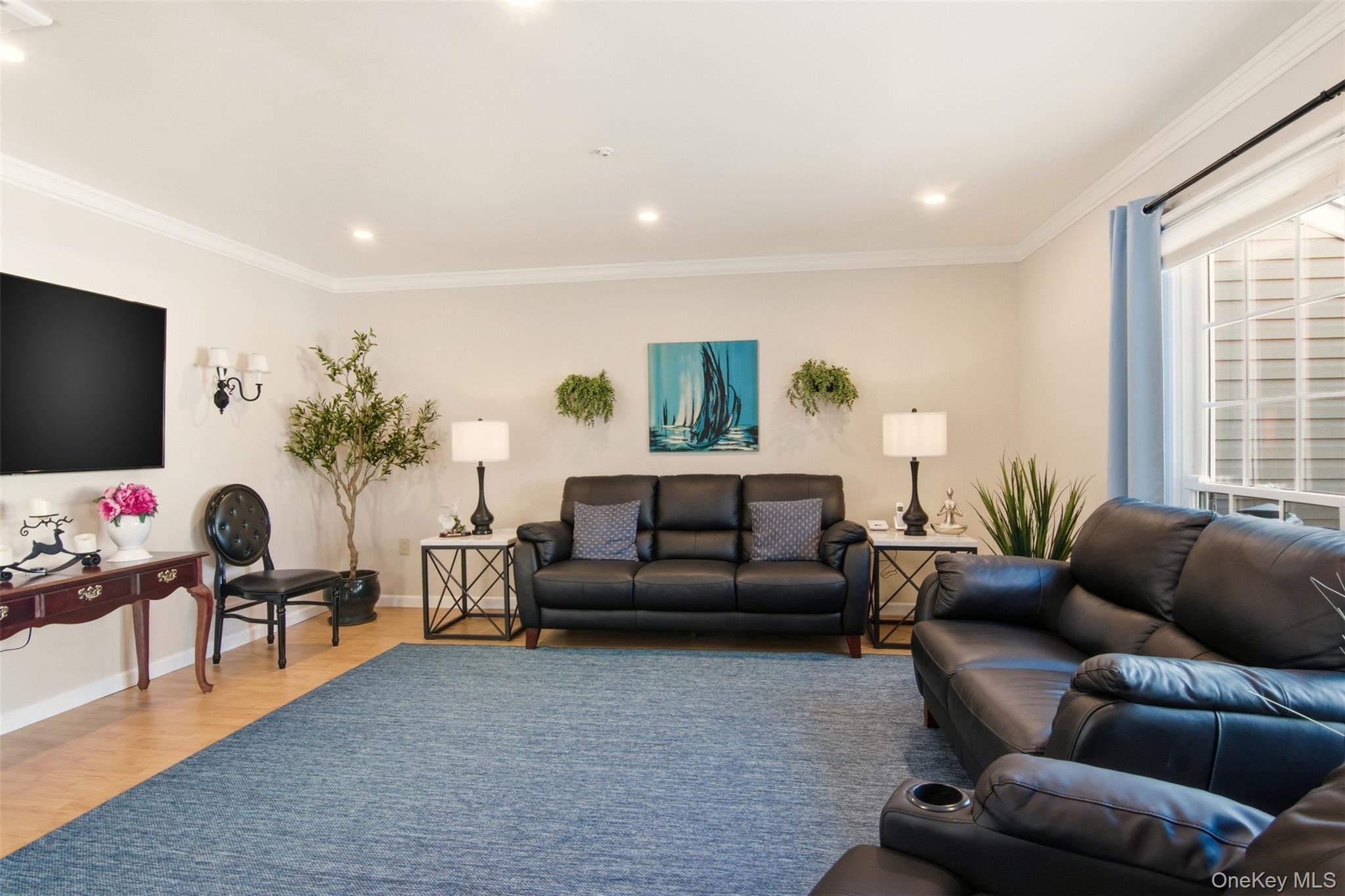 27 Hearthside Drive, Mount Sinai, NY 11766