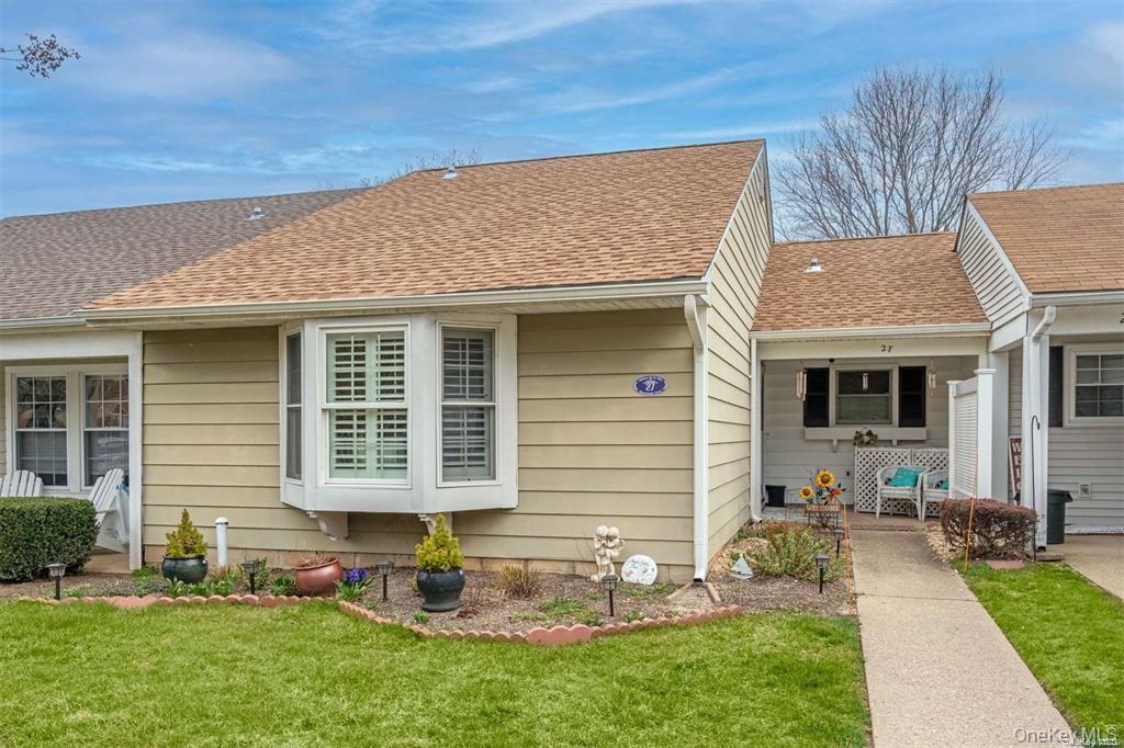 27 Hearthside Drive, Mount Sinai, NY 11766