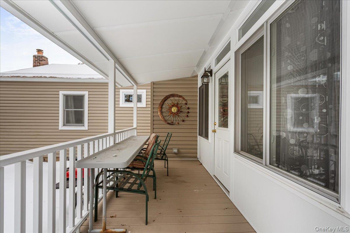 18 Robert Drive, Huntington, NY 11743