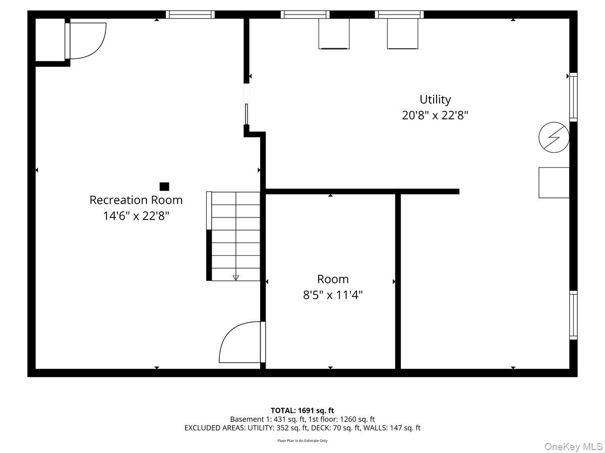 18 Robert Drive, Huntington, NY 11743