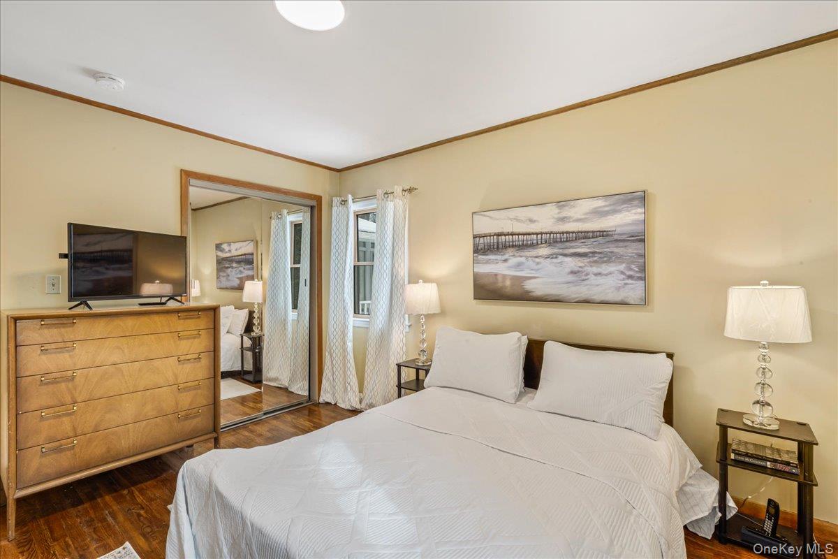 18 Robert Drive, Huntington, NY 11743