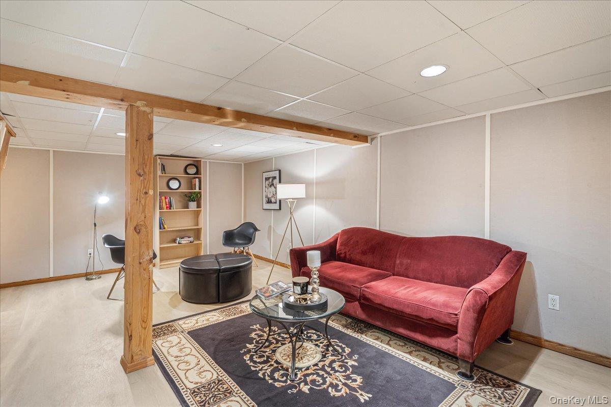 18 Robert Drive, Huntington, NY 11743