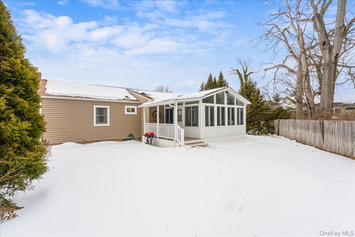 18 Robert Drive, Huntington, NY 11743