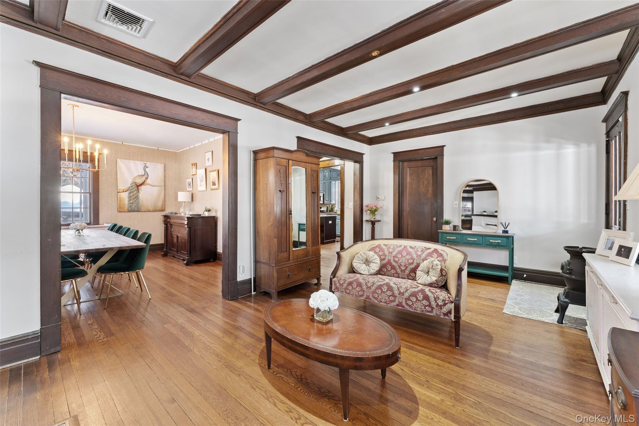 12 Swarthmore Road, Scarsdale, NY 10583