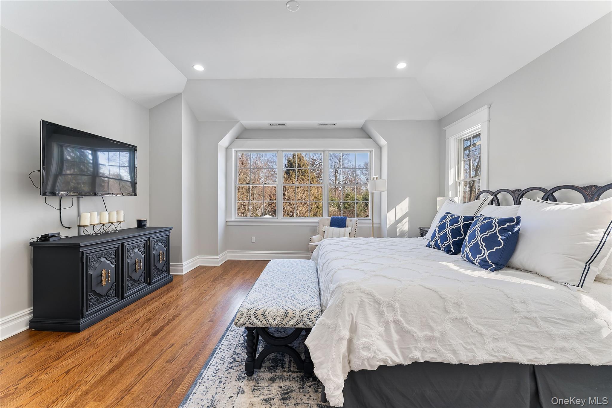 12 Swarthmore Road, Scarsdale, NY 10583