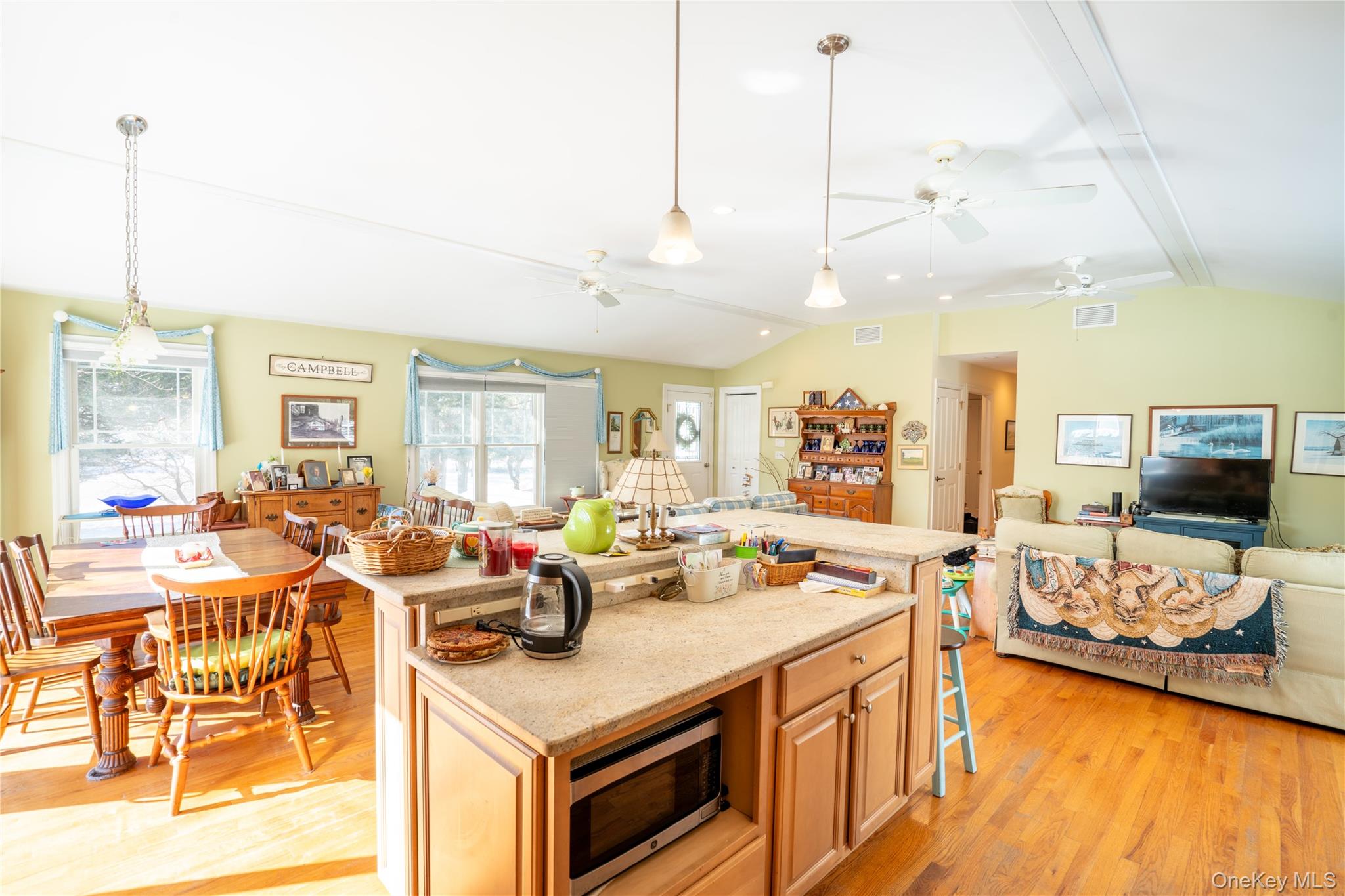 1545 E Gillette Drive, East Marion, NY 11939