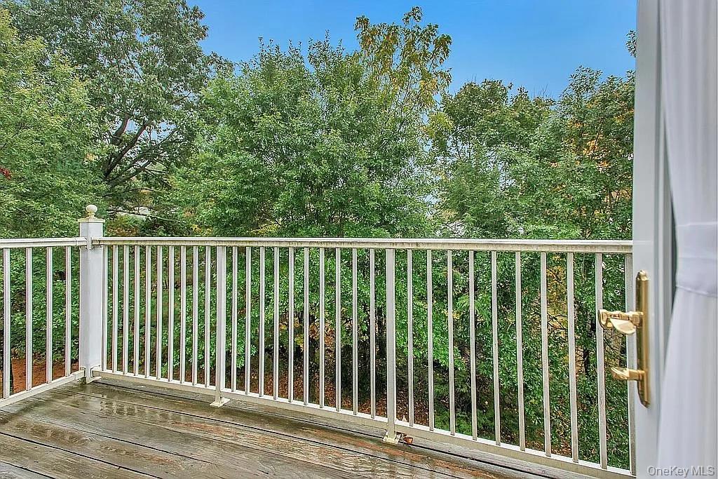 306 Sutton Drive, Mount Kisco, NY 10549