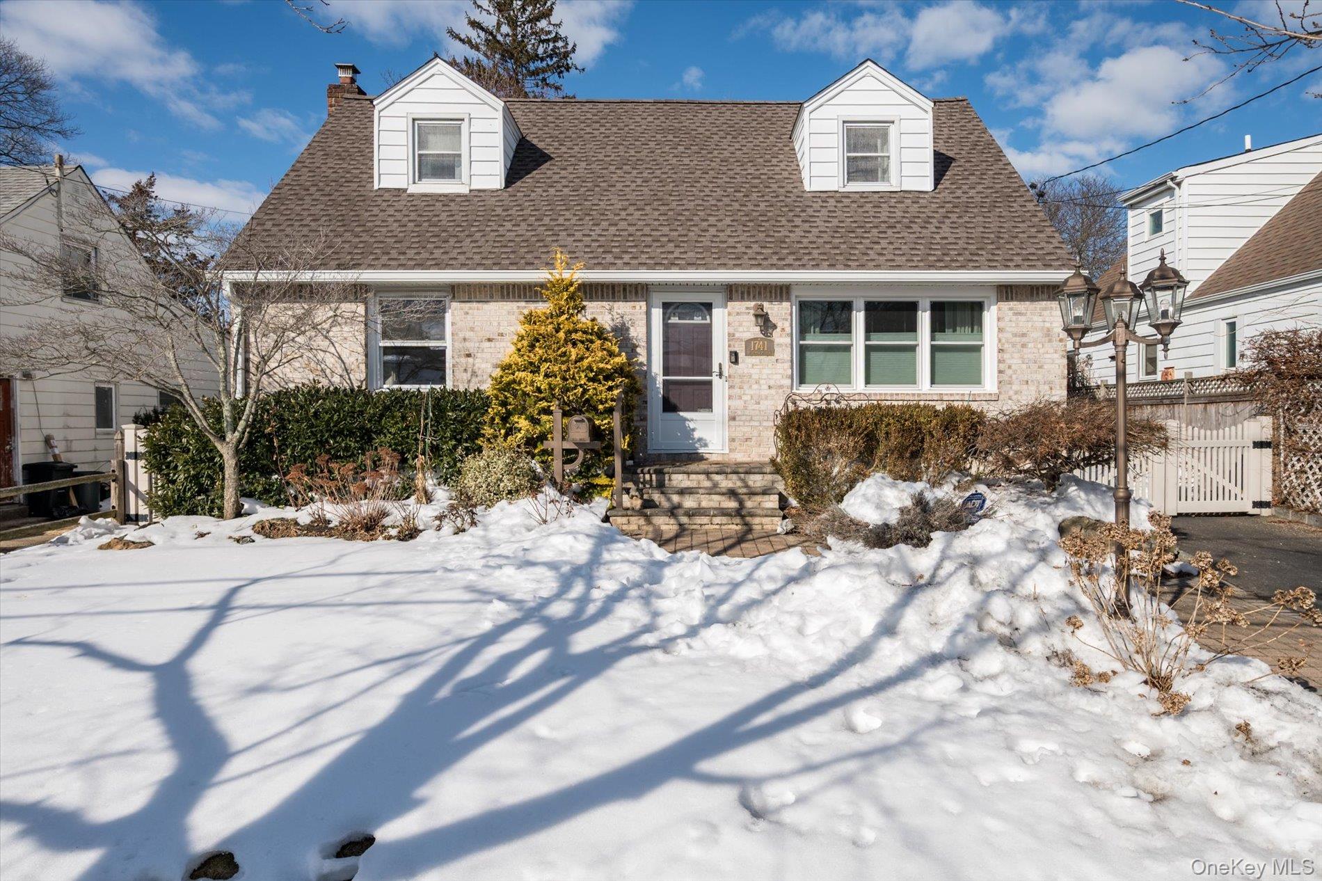 1741 Bushwick Avenue, Merrick, NY 11566