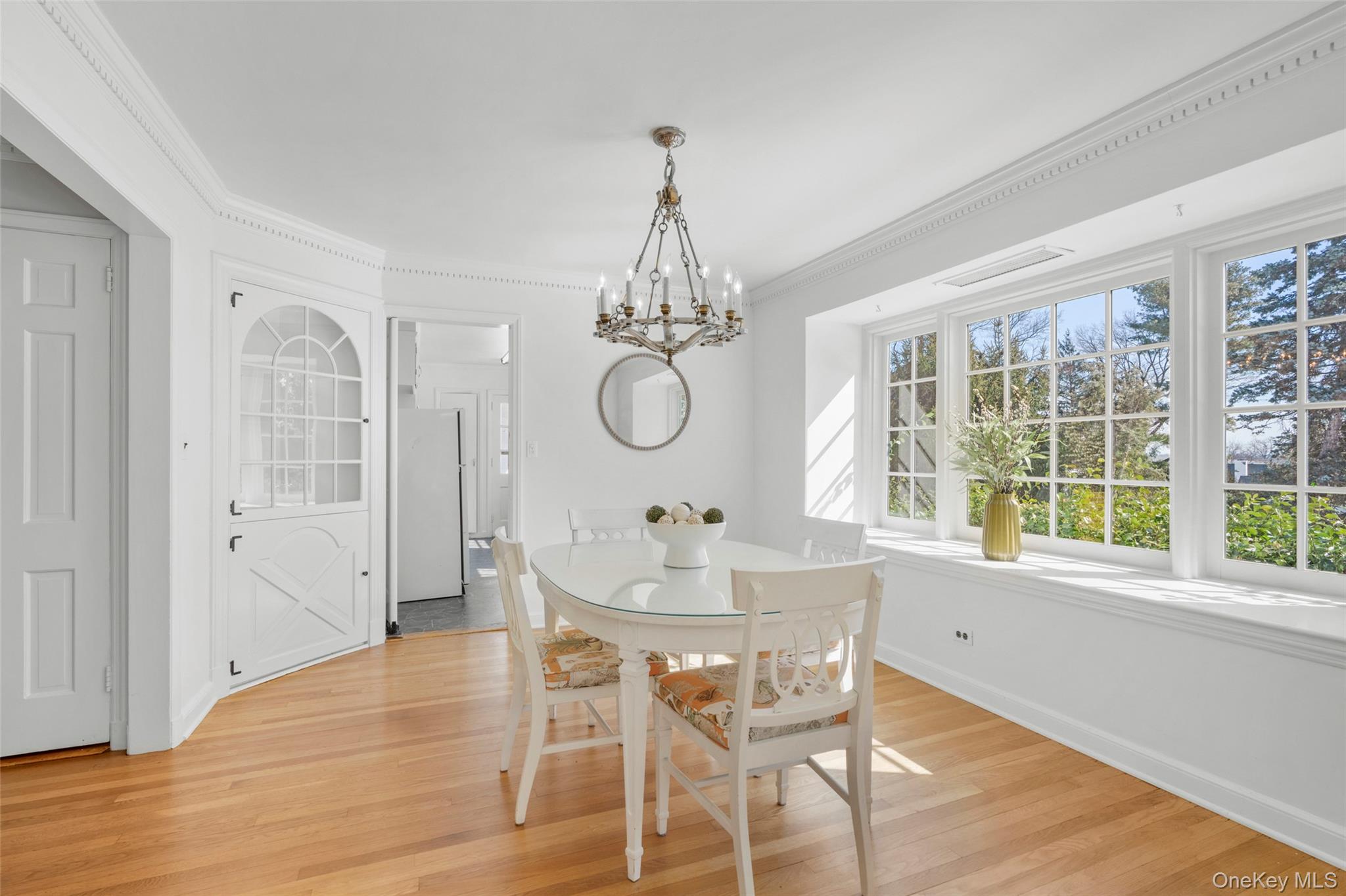 35 Byron Lane, Larchmont, NY 10538