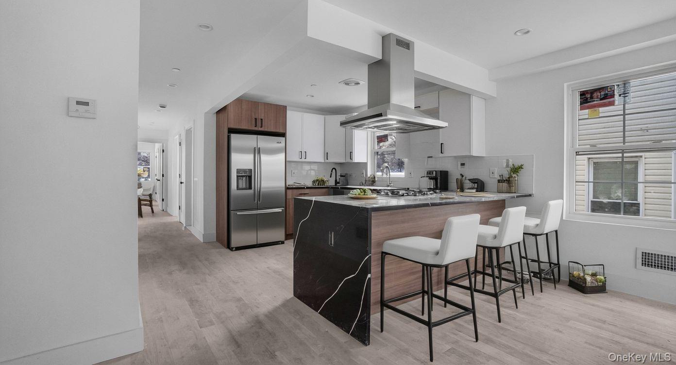 338 E 234th Street, Bronx, NY 10470